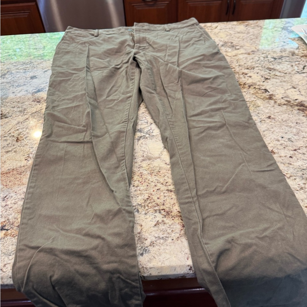 Old Navy Men's dark tan Pants, 36 x 36